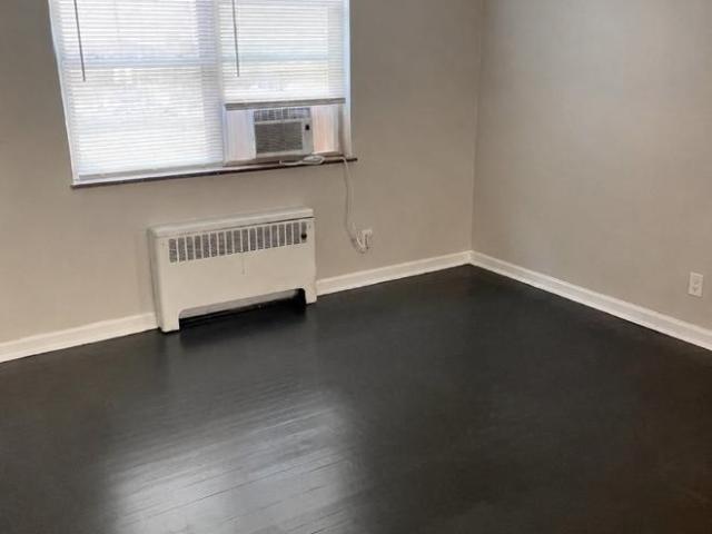 2 bedroom, Cincinnati OH 45229 106114196