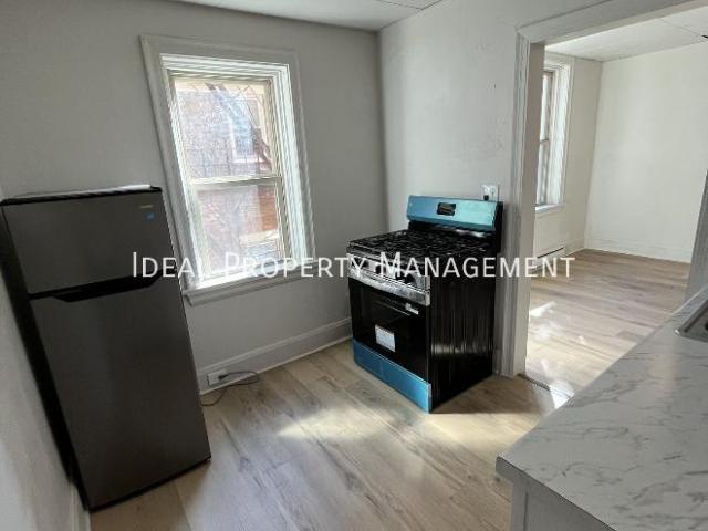 2 bedroom, Cincinnati OH 45229 106166242