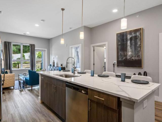 2 bedroom, Cincinnati OH 45236 LS104338390