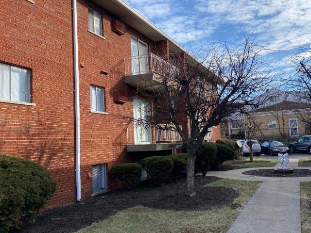 2 bedroom, Cincinnati OH 45238 106242982