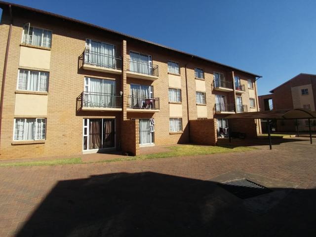 2 Bedroom Cluster To Let in Annlin Wes