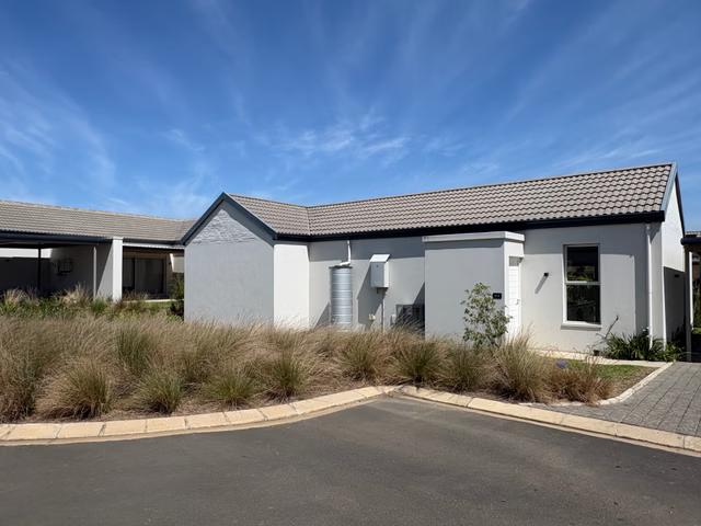 2 Bedroom Cluster To Let in Lalela Estate