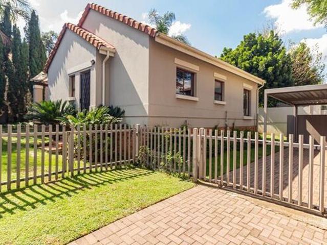 2 Bedroom cluster to rent in Craigavon, Sandton
