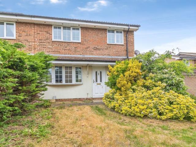 2 bedroom cluster house for sale