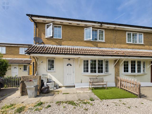 2 bedroom cluster house for sale