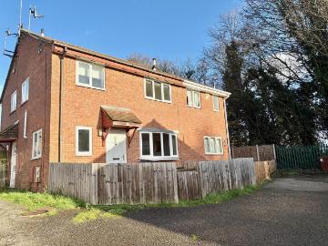 2 bedroom cluster house for sale