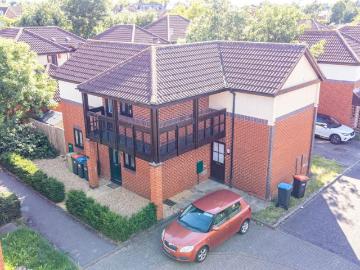 2 bedroom cluster house for sale