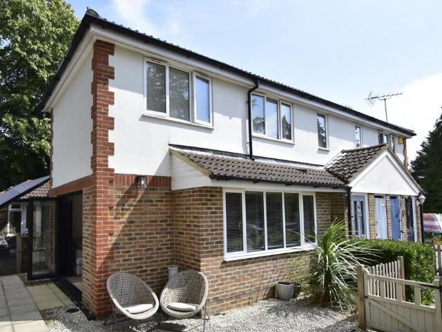 2 bedroom cluster house for sale