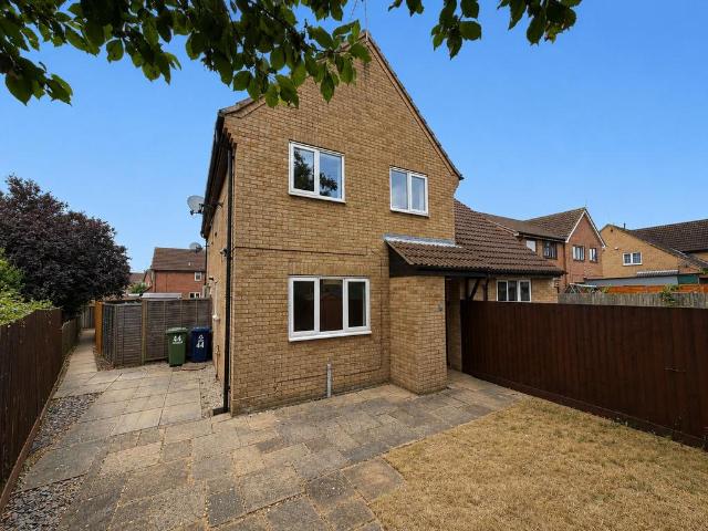 2 bedroom cluster house for sale
