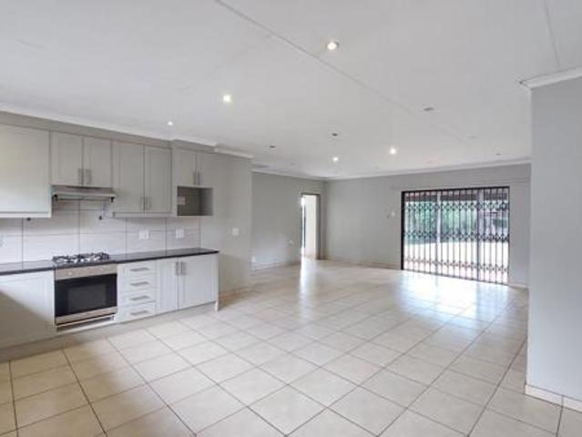 2 Bedroom Cluster in Fairland