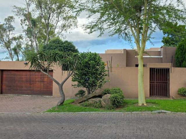 2 Bedroom cluster to rent in North Riding, Randburg