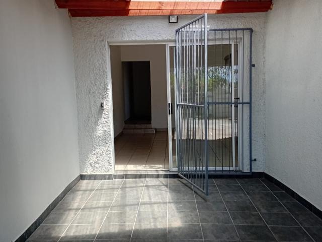 2 Bedroom Cluster Rented in Vincent