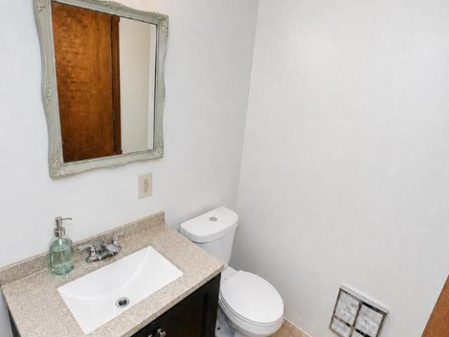 2 bedroom, Clairton PA 15025 LS105600546