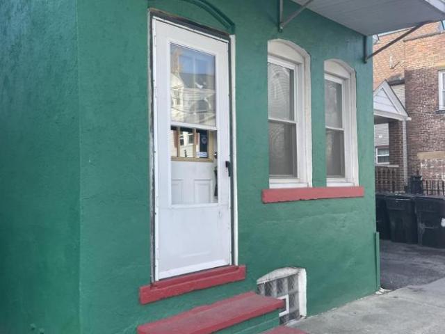 2 bedroom, Cleveland OH 44106 103286245