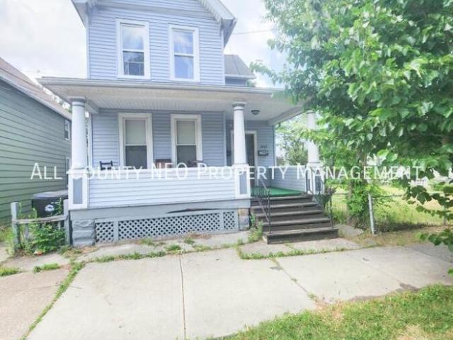 2 bedroom, Cleveland OH 44113 105844522