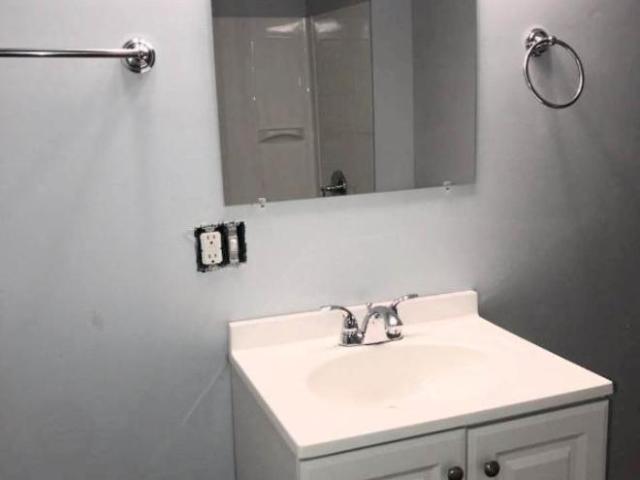 2 bedroom, Cleveland OH 44120 LS105541924