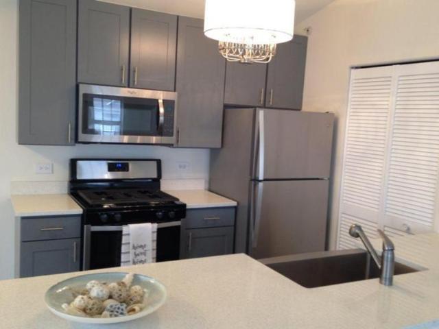 2 bedroom, Crystal Lake IL 60014 105117808