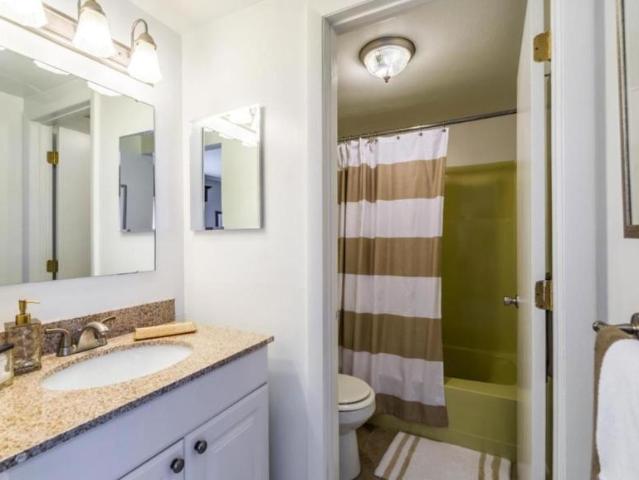 2 bedroom, Cranston RI 02910 LS101433077