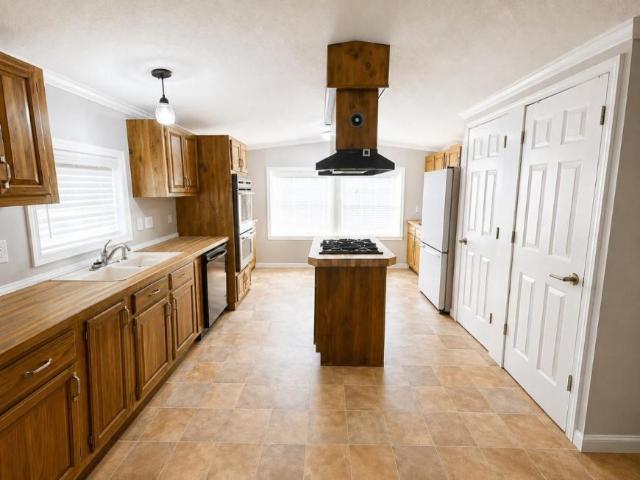 2 bedroom, Cromwell IN 46732 LS105376528