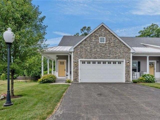 2 bedroom, Cumberland RI 02864 105416722