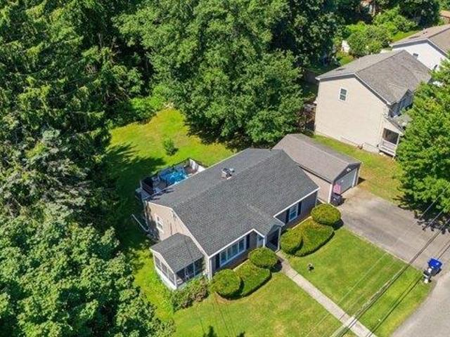 2 bedroom, Cumberland RI 02864 105426270