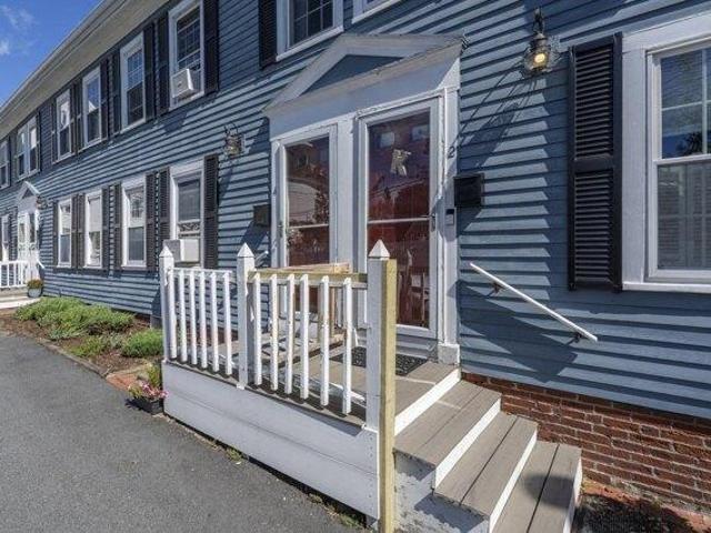 2 bedroom, Amesbury MA 01913 105497395