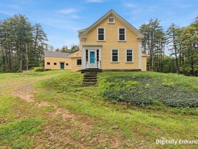 2 bedroom, Amesbury MA 01913 105535335