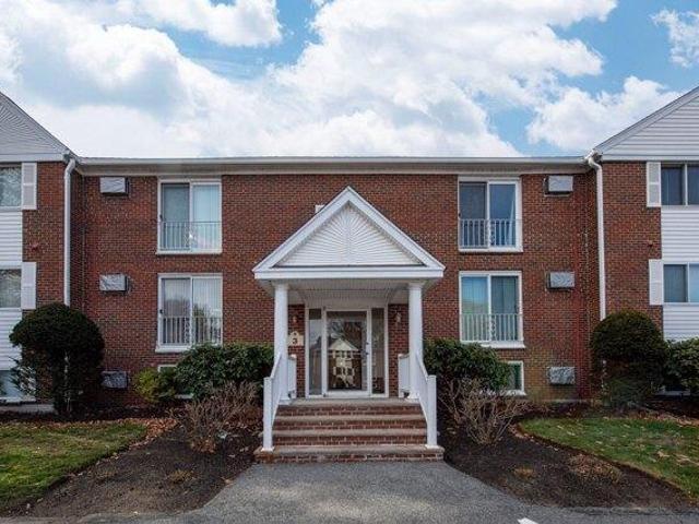 2 bedroom, Amesbury MA 01913 105533502