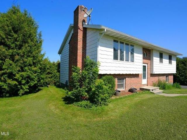 2 bedroom, Amsterdam NY 12010 105292314
