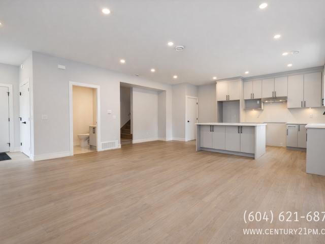 2 bedroom, Abbotsford BC V2S 1L7 103346638