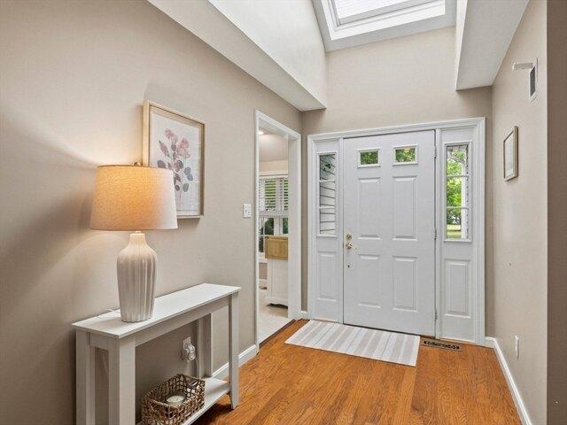 2 bedroom, Acton MA 01720 105278910