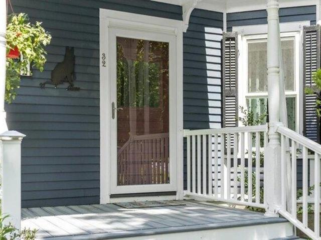 2 bedroom, Acton MA 01720 105404190