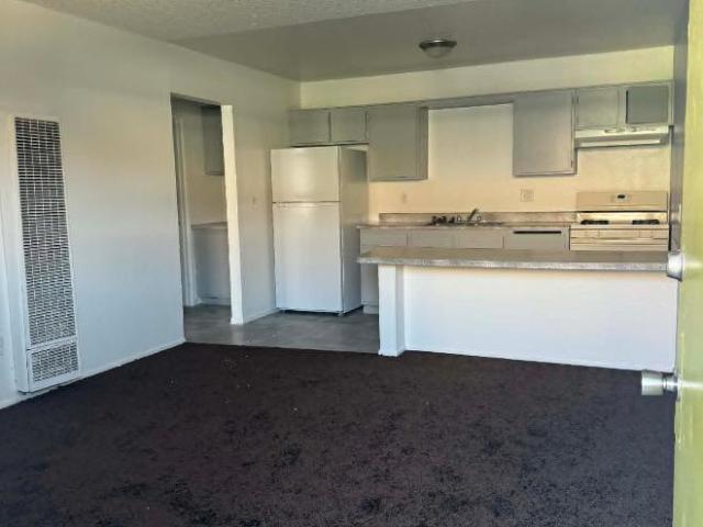 2 bedroom, Adelanto CA 92301 106132979