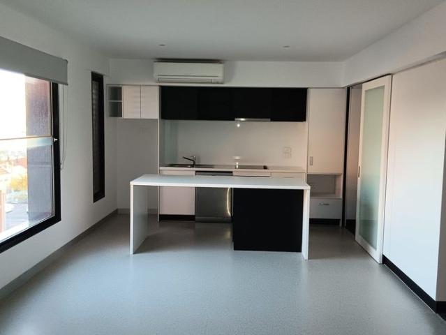 2 bedroom Affordable opportunity in Geelong