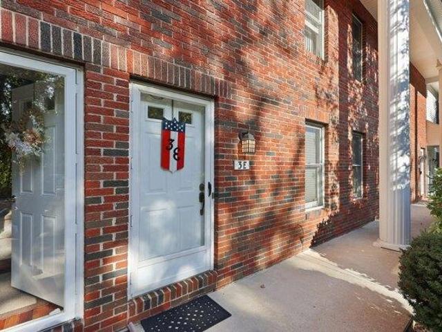 2 bedroom, Agawam MA 01001 105552965