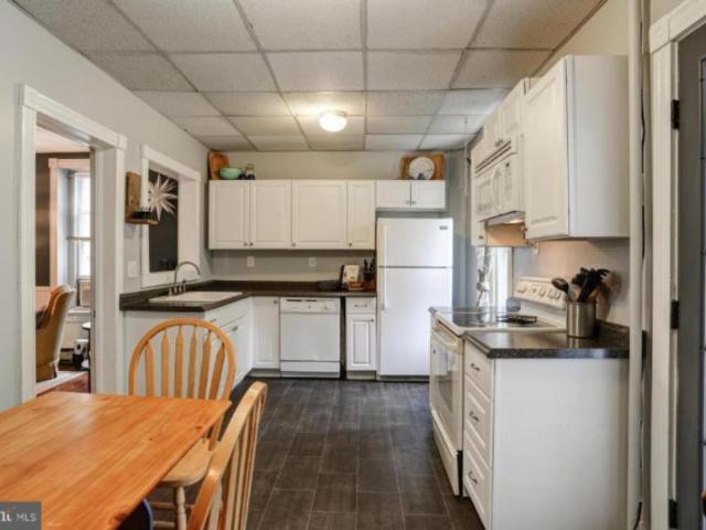 2 bedroom, Akron PA 17501 106028480