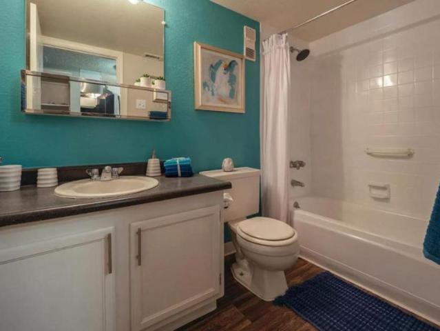 2 bedroom, Albuquerque NM 87111 105777263