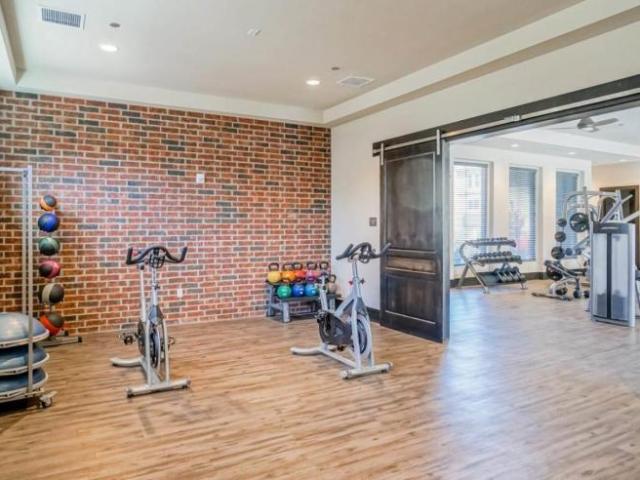 2 bedroom, Albuquerque NM 87113 105777139