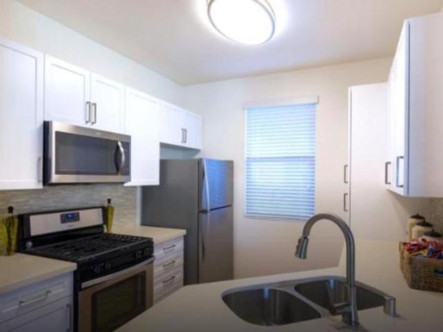 2 bedroom, Aliso Viejo CA 92656 LS103774843