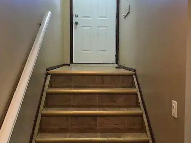 2 Bedroom Apt for Rent — 2 Bedrooms Apartment