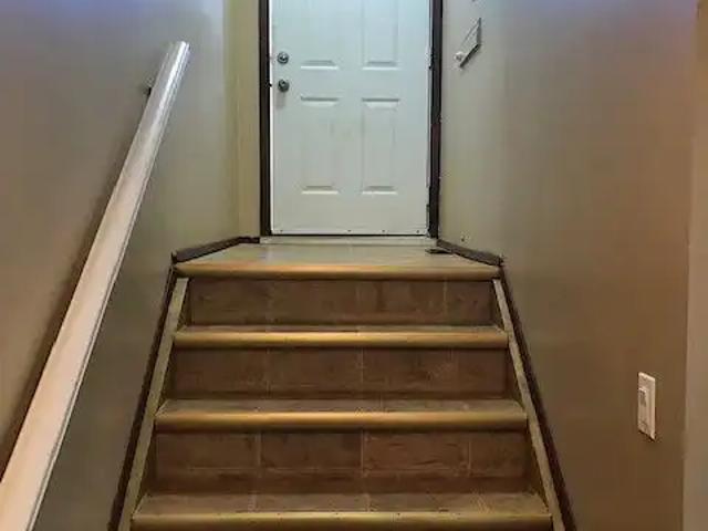 2 Bedroom Apt for Rent