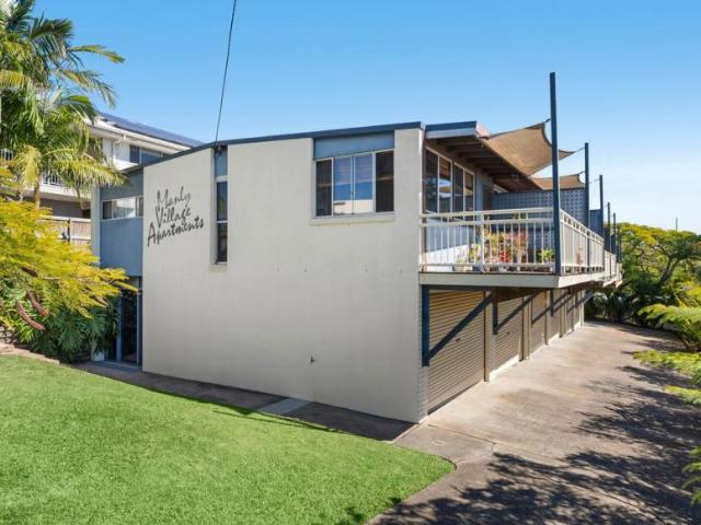 2 Bedroom Apartment Manly, QLD 104975984