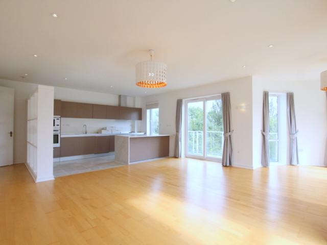 2 Bedroom Apartment, Melliss Avenue, Richmond