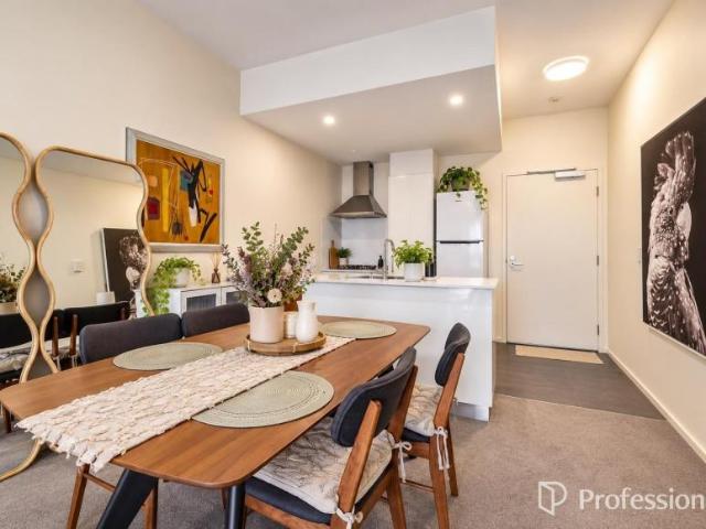 2 Bedroom Apartment Midland WA 105972134