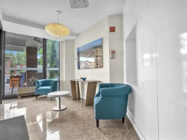 2 Bedroom Apartment Montreal QC 105100433