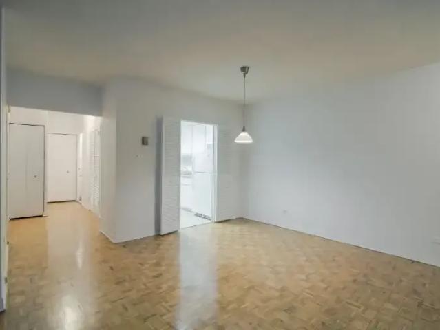 2 Bedroom Apartment Montreal QC 105525407