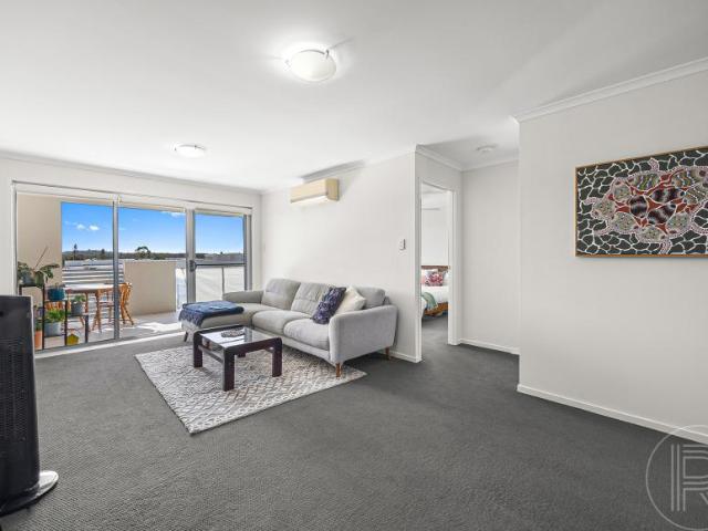 2 Bedroom Apartment Mountain Creek QLD 101908939