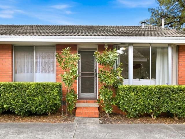 2 Bedroom Apartment Nunawading VIC 103403515