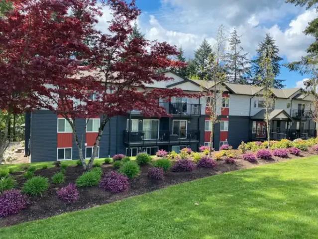 2 Bedroom Apartment Nanaimo BC 104680860