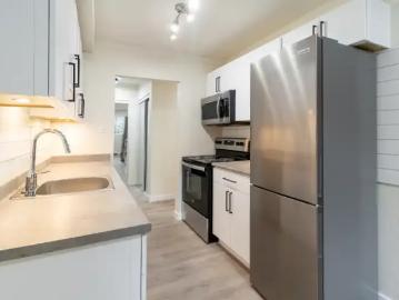 2 Bedroom Apartment Nanaimo BC 102518384
